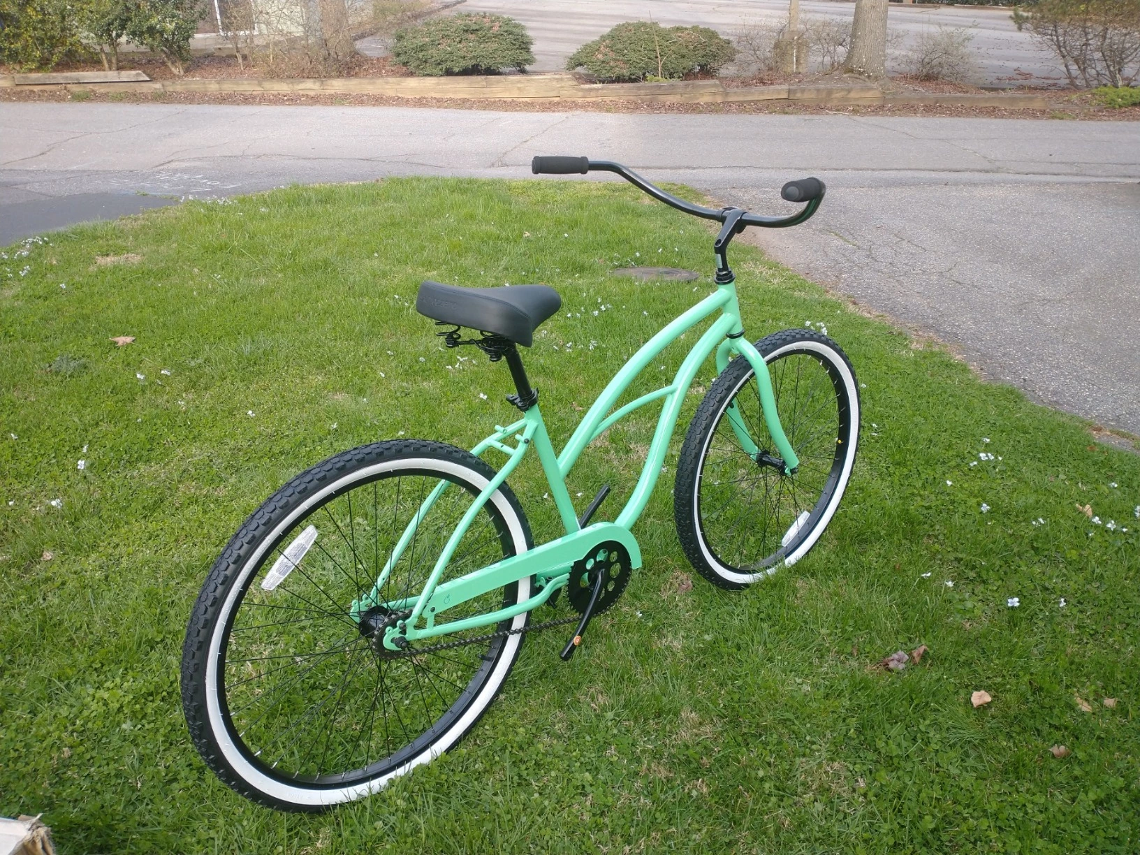 Unboxing the Sixthreezero Beach Cruiser Bike