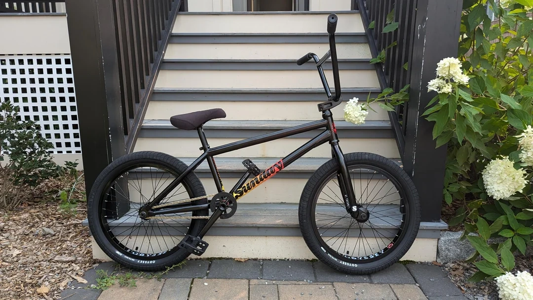 Overview of the Sunday Soundwave Special BMX Bike